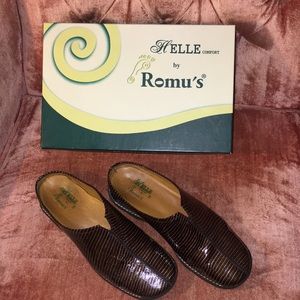 Romu’s slip on patent leather shoe